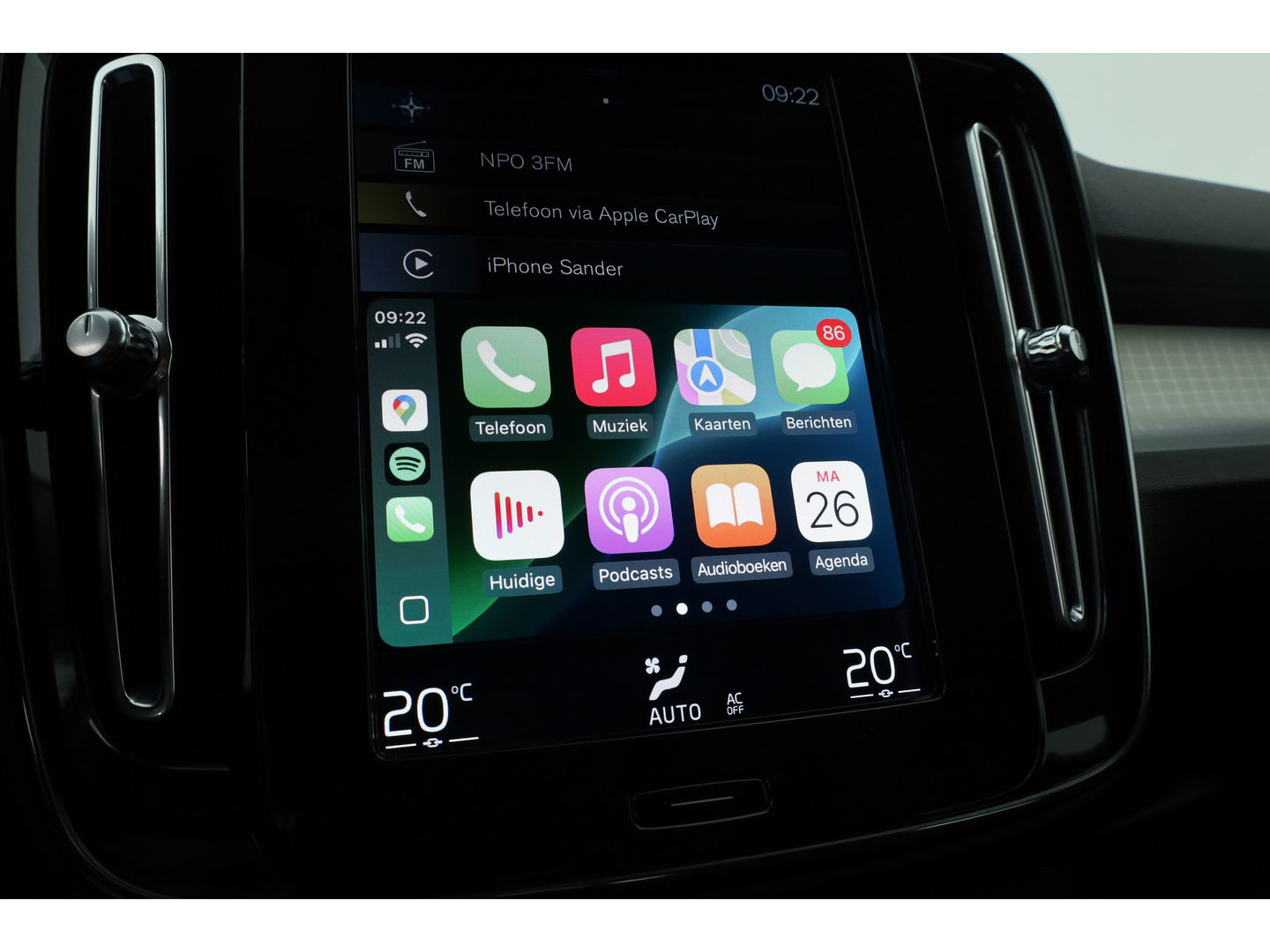 Volvo XC40 1.5 T3 Business | Navi | Elek. Trekhaak | All Seasons | Cruise Ctrl | Elek. Achterklep | CarPlay