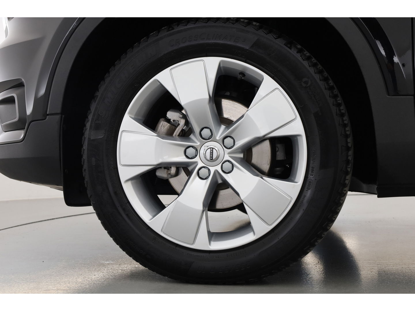 Volvo XC40 1.5 T3 Business | Navi | Elek. Trekhaak | All Seasons | Cruise Ctrl | Elek. Achterklep | CarPlay