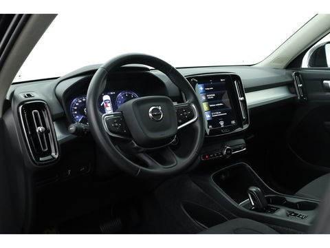 Volvo XC40 1.5 T3 Business | Navi | Elek. Trekhaak | All Seasons | Cruise Ctrl | Elek. Achterklep | CarPlay