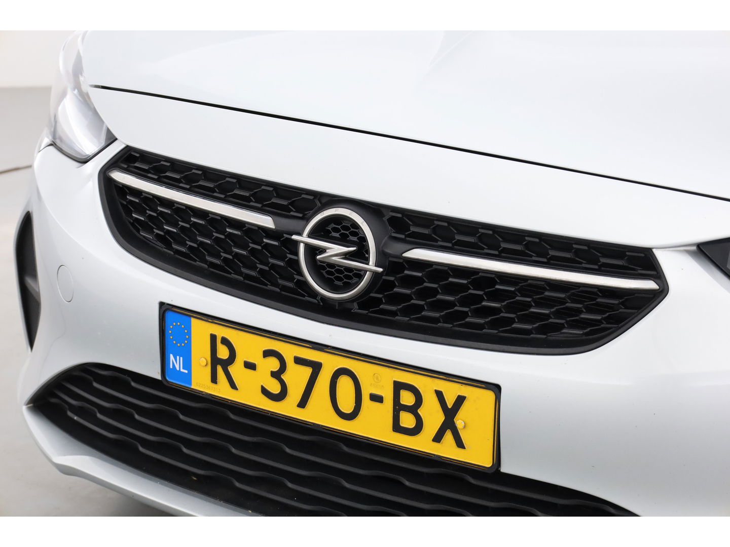 Opel Corsa 1.2 Edition | CarPlay | Navi | All Season | Cruise | Airco | 16"