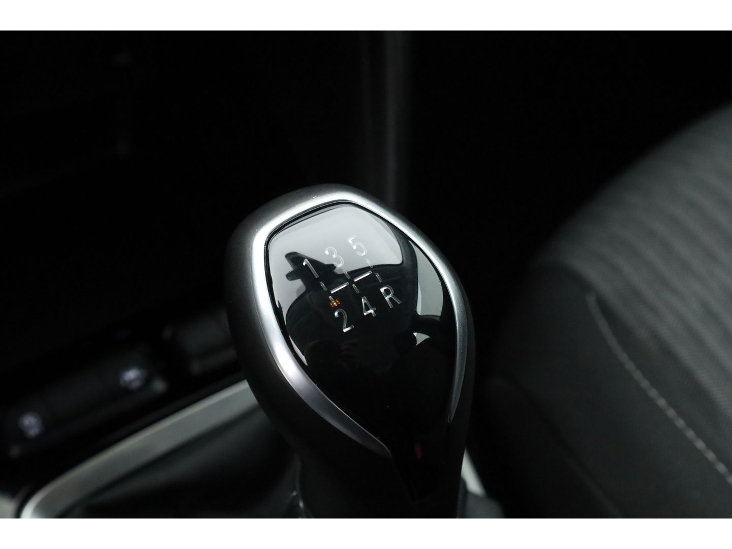 Opel Corsa 1.2 Edition | CarPlay | Navi | All Season | Cruise | Airco | 16"