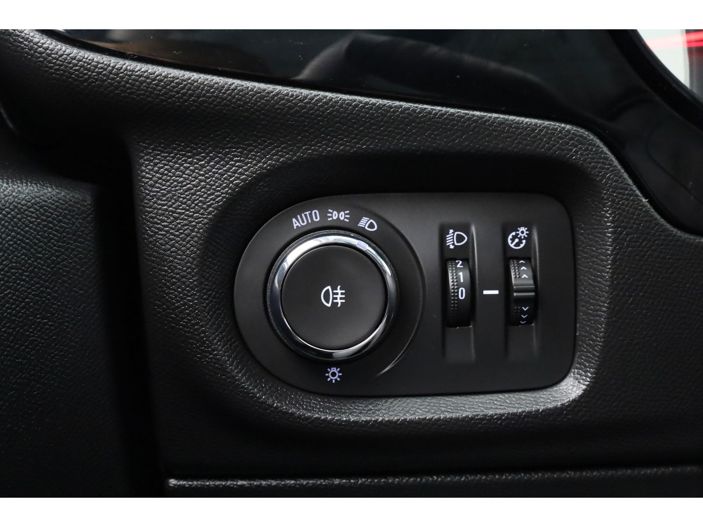 Opel Corsa 1.2 Edition | CarPlay | Navi | All Season | Cruise | Airco | 16"