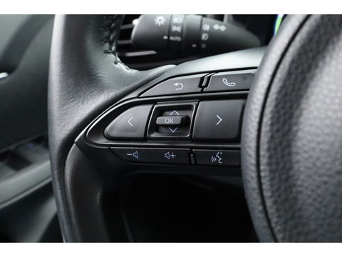 Toyota Yaris Cross 1.5 Hybrid Dynamic | Navi | Camera | Adapt. Cruise | Keyless | LED | Apple CarPlay |