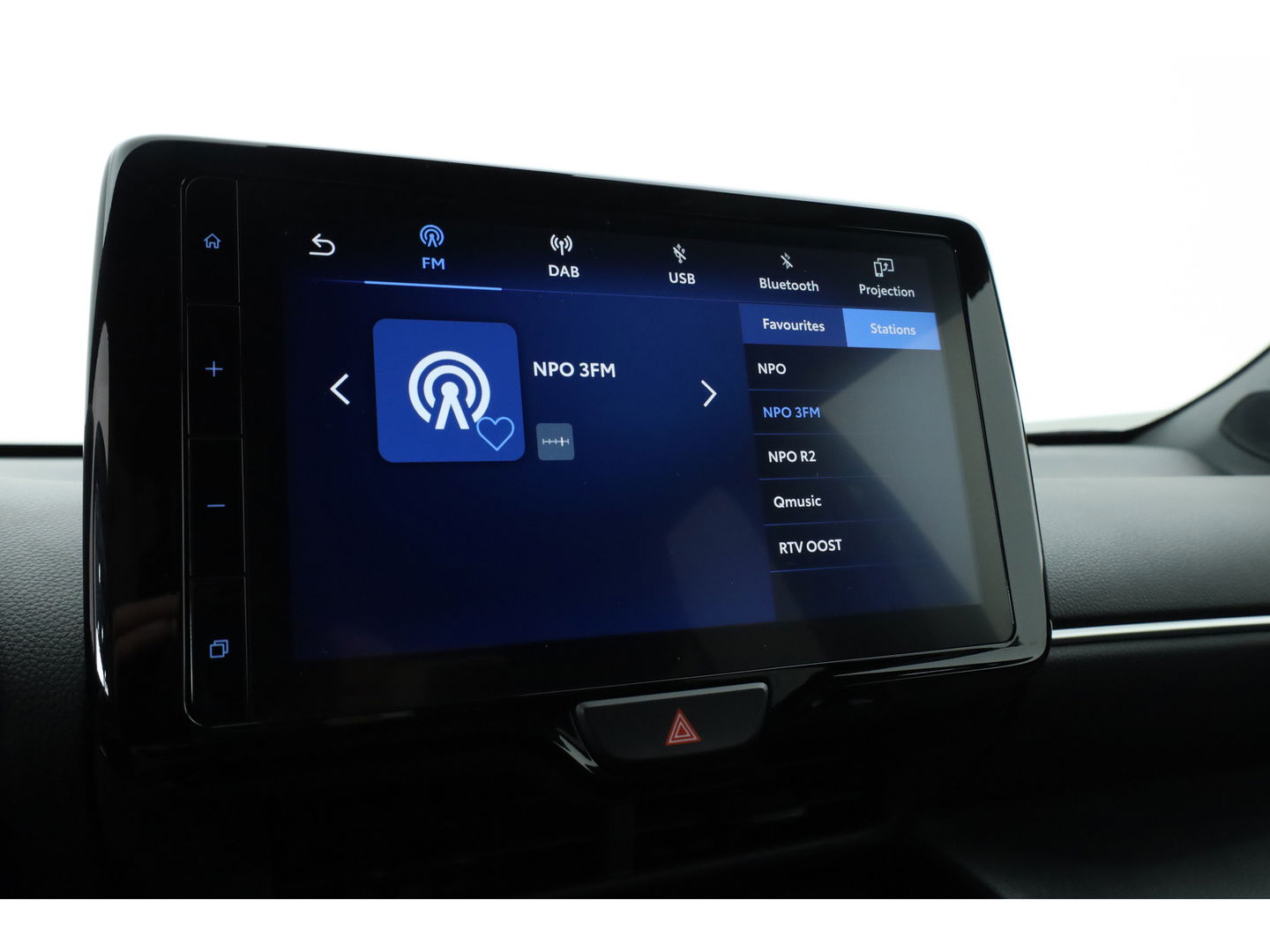 Toyota Yaris Cross 1.5 Hybrid Dynamic | Navi | Camera | Adapt. Cruise | Keyless | LED | Apple CarPlay |