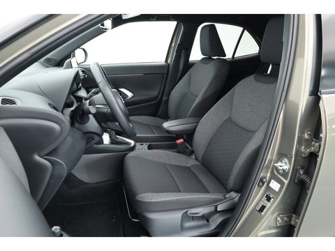 Toyota Yaris Cross 1.5 Hybrid Dynamic | Navi | Camera | Adapt. Cruise | Keyless | LED | Apple CarPlay |