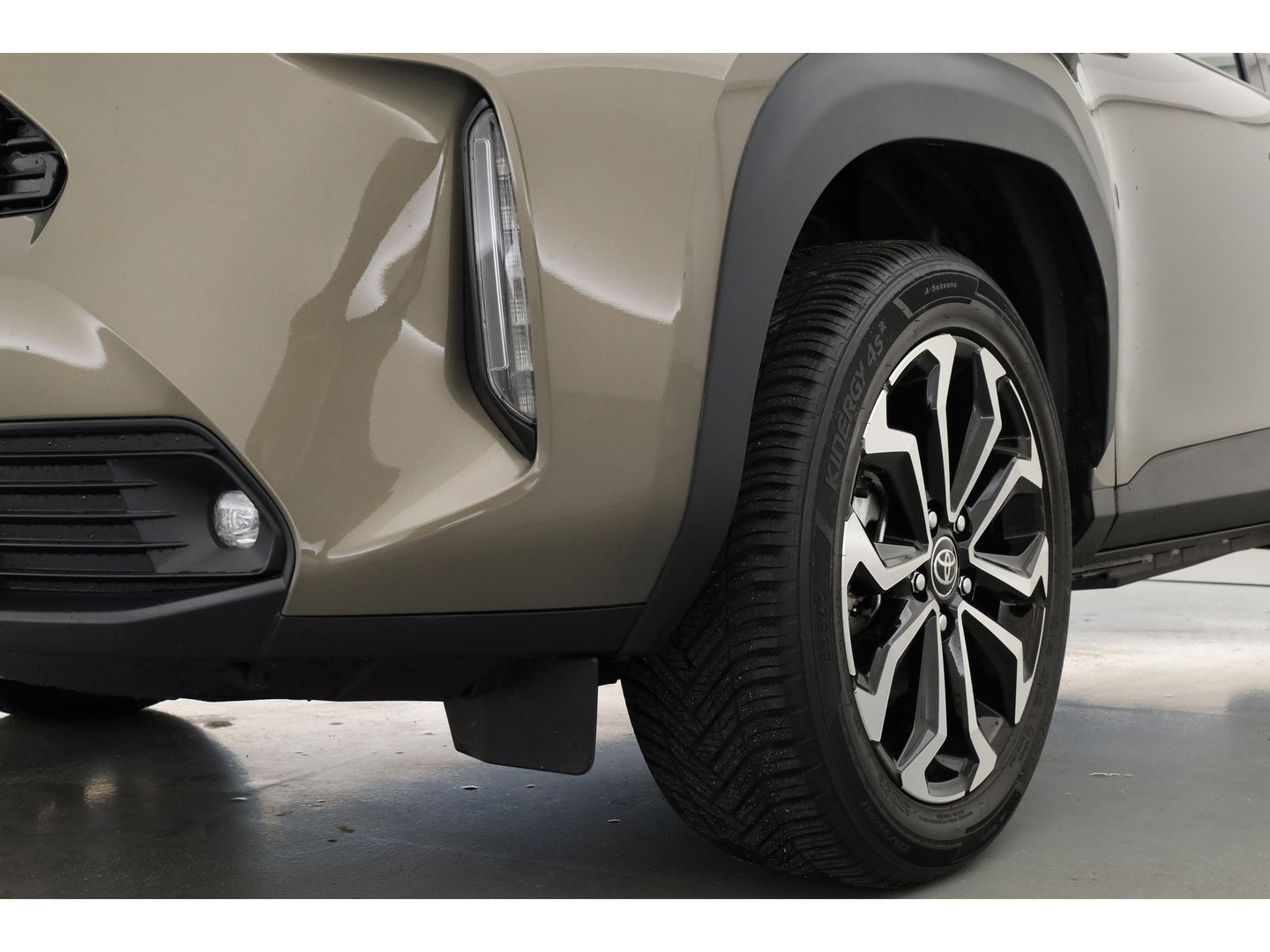 Toyota Yaris Cross 1.5 Hybrid Dynamic | Navi | Camera | Adapt. Cruise | Keyless | LED | Apple CarPlay |