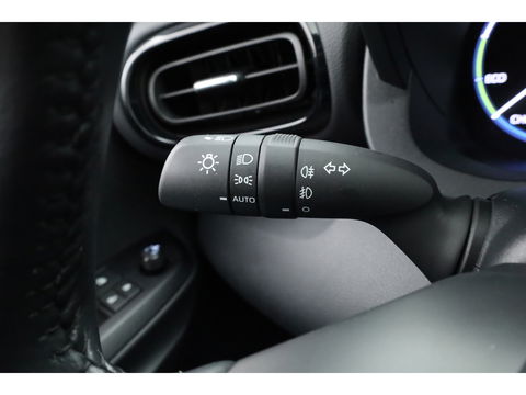 Toyota Yaris Cross 1.5 Hybrid Dynamic | Navi | Camera | Adapt. Cruise | Keyless | LED | Apple CarPlay |