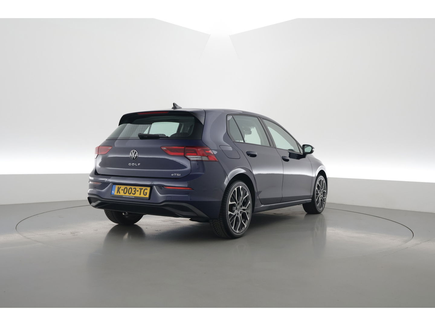 Volkswagen Golf 1.5 eTSI DSG | Navi | Adapt. Cruise | Stoelverw. | PDC | Apple CarPlay | 18'' | Clima |