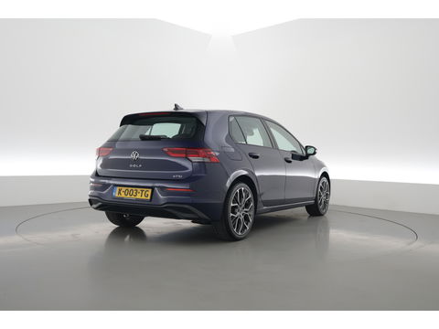 Volkswagen Golf 1.5 eTSI DSG | Navi | Adapt. Cruise | Stoelverw. | PDC | Apple CarPlay | 18'' | Clima |