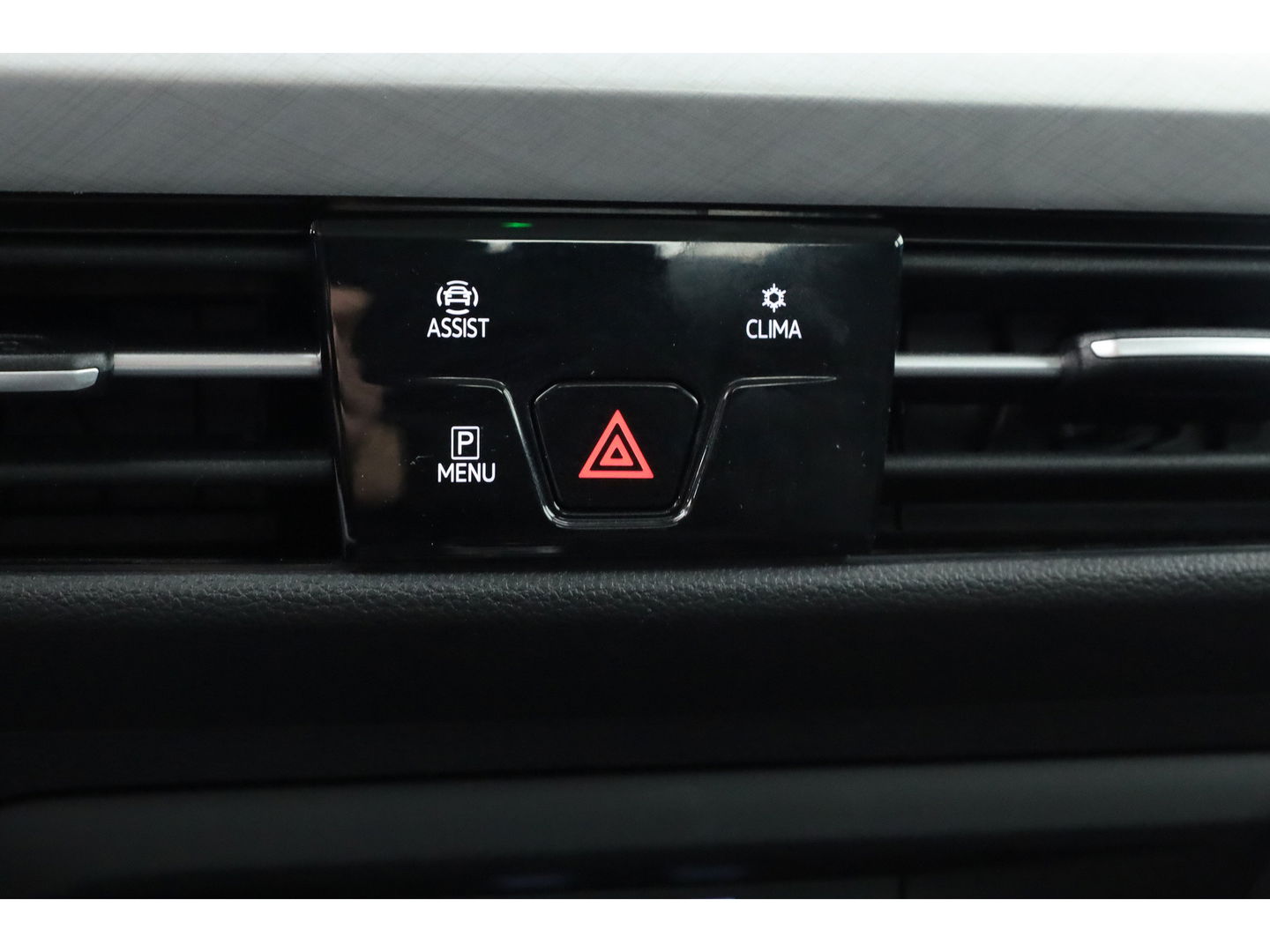 Volkswagen Golf 1.5 eTSI DSG | Navi | Adapt. Cruise | Stoelverw. | PDC | Apple CarPlay | 18'' | Clima |