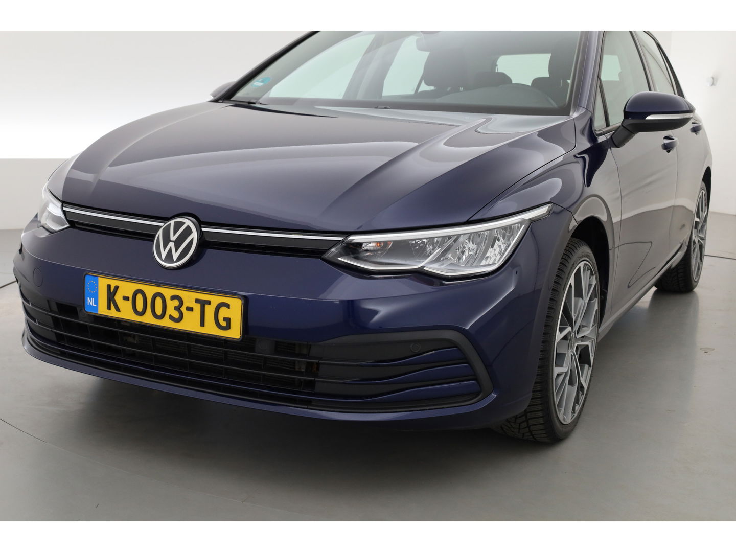 Volkswagen Golf 1.5 eTSI DSG | Navi | Adapt. Cruise | Stoelverw. | PDC | Apple CarPlay | 18'' | Clima |