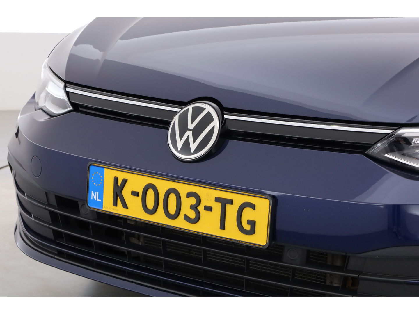 Volkswagen Golf 1.5 eTSI DSG | Navi | Adapt. Cruise | Stoelverw. | PDC | Apple CarPlay | 18'' | Clima |