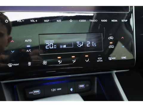 Hyundai Tucson 1.6 T-GDI MHEV Comfort | Pano | Trekhaak | Camera | Stoel- Stuurverw. | Nav | CarPlay | Cruise
