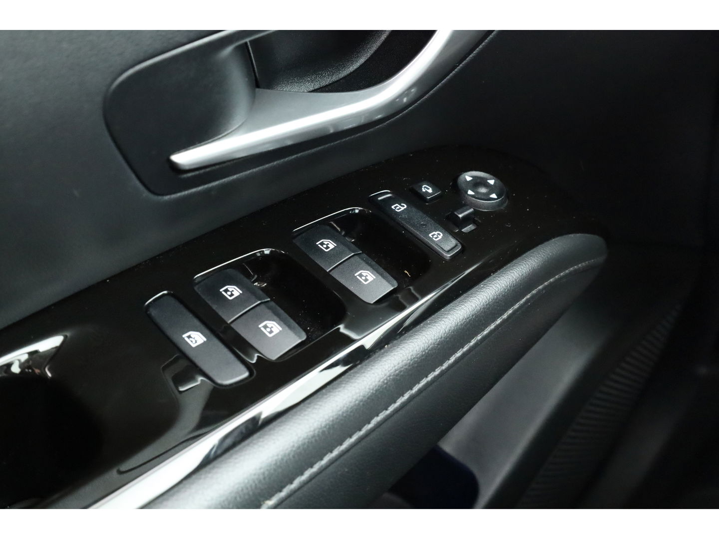 Hyundai Tucson 1.6 T-GDI MHEV Comfort | Pano | Trekhaak | Camera | Stoel- Stuurverw. | Nav | CarPlay | Cruise