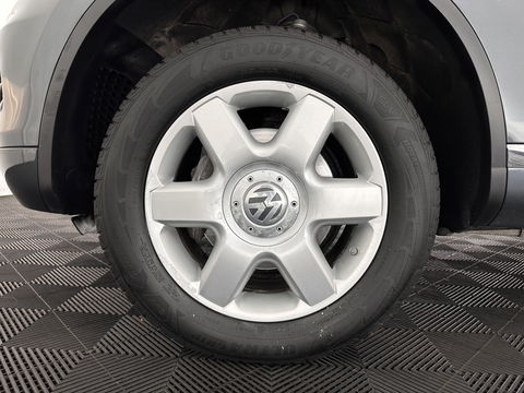 Volkswagen Touareg 3.0 TDI Highline Aut. *PANO | LEATHER | XENON | MEMORY-PACK | DYNAUDIO | NAVI-FULLMAP | AIRSUSPENSION | CAMERA | SHIFTPADDLES | ECC | PDC | CRUISE | TOWBAR | DAB | 18''ALU*