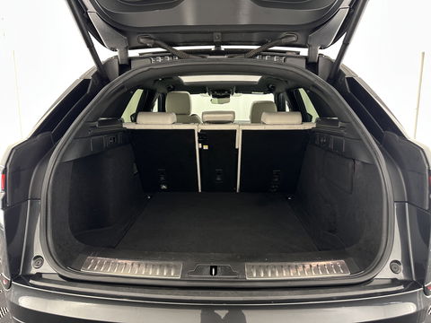 Land Rover Range Rover Velar 2.0 I4 AWD R-Dynamic HSE Aut. *PANO | HEAD-UP | LEATHER | FULL-LED | MEMORY-PACK | BLIND-SPOT | MERIDIAN-SURROUND | DIGI-COCKPIT | CAMERA | KEYLESS | HEATED-COMFORTSEATS | PRIVACY-GLASS | SHIFT-PADDLES | 21 "ALU*