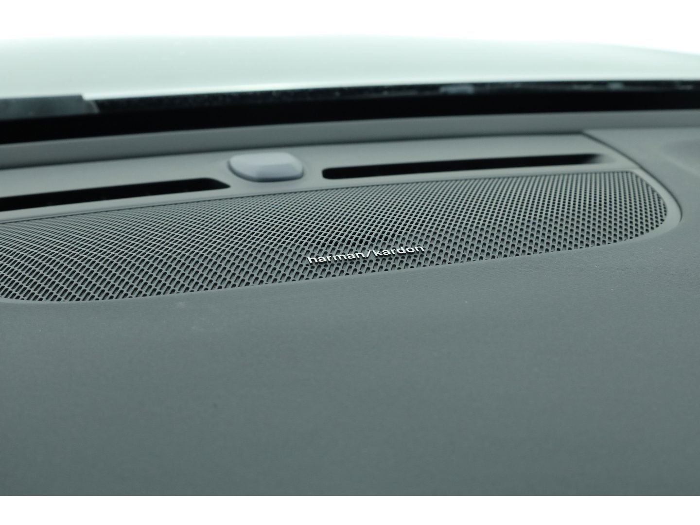 Volvo XC40 Recharge Pro | Trekhaak | Pano | ACC | Blis | 360 Camera | H&K Audio |