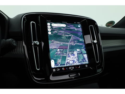 Volvo XC40 Recharge Pro | Trekhaak | Pano | ACC | Blis | 360 Camera | H&K Audio |