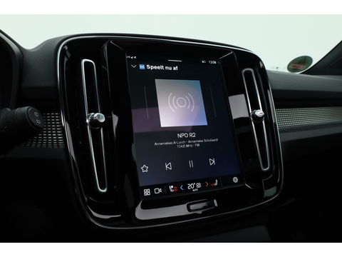 Volvo XC40 Recharge Pro | Trekhaak | Pano | ACC | Blis | 360 Camera | H&K Audio |