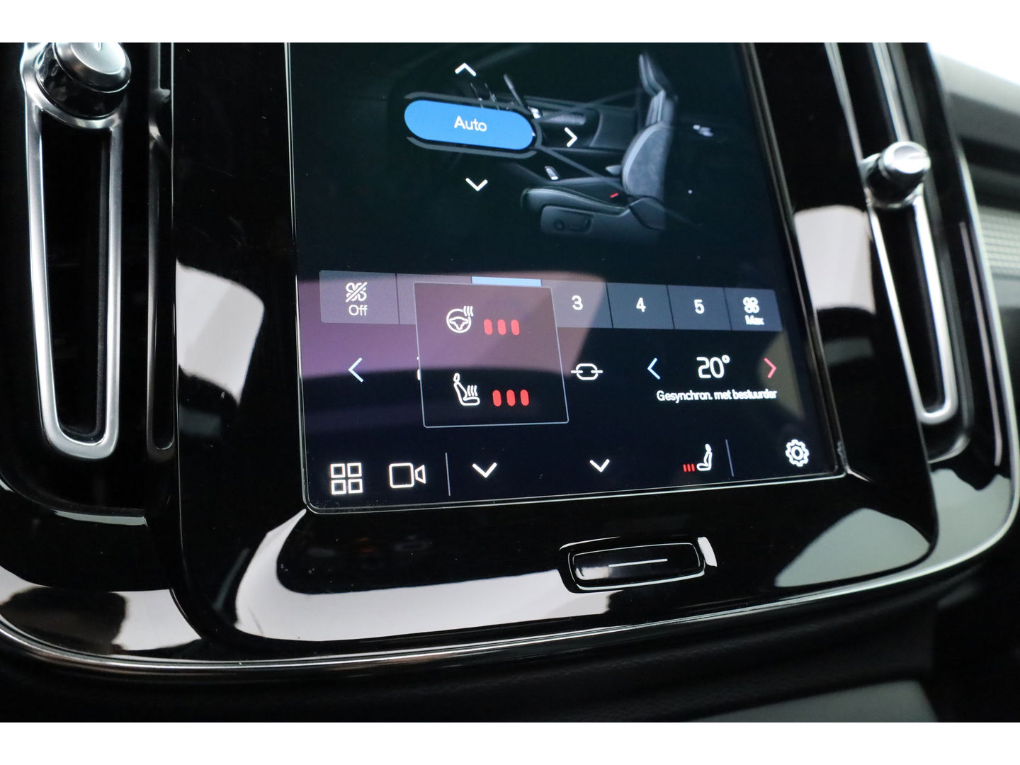 Volvo XC40 Recharge Pro | Trekhaak | Pano | ACC | Blis | 360 Camera | H&K Audio |