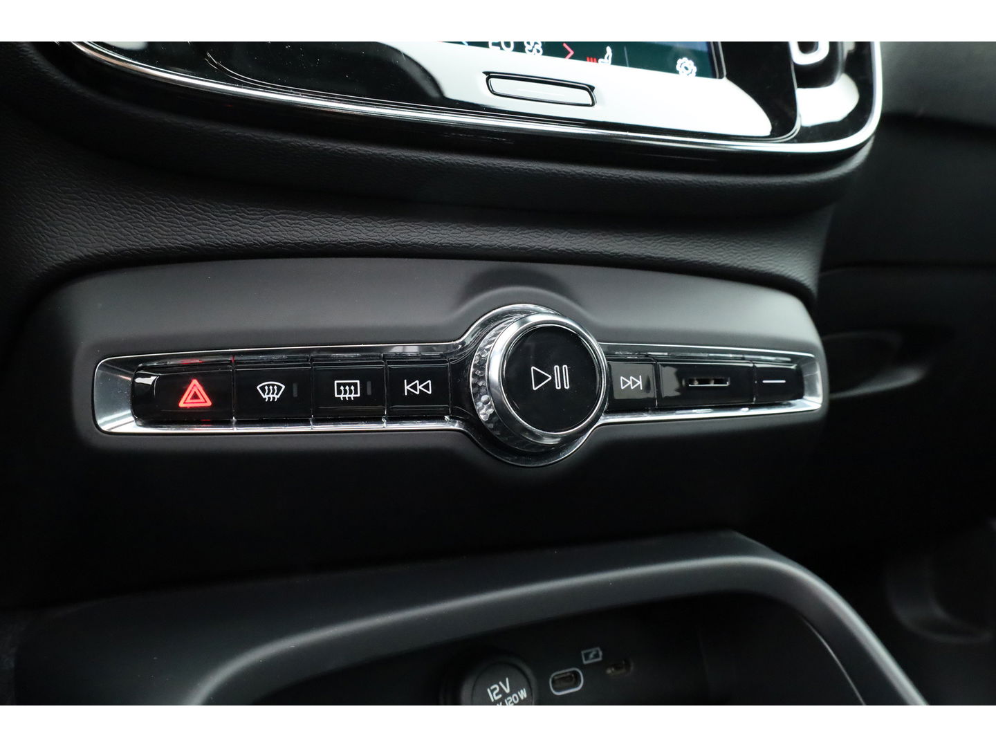 Volvo XC40 Recharge Pro | Trekhaak | Pano | ACC | Blis | 360 Camera | H&K Audio |