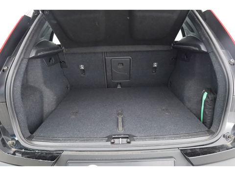 Volvo XC40 Recharge Pro | Trekhaak | Pano | ACC | Blis | 360 Camera | H&K Audio |
