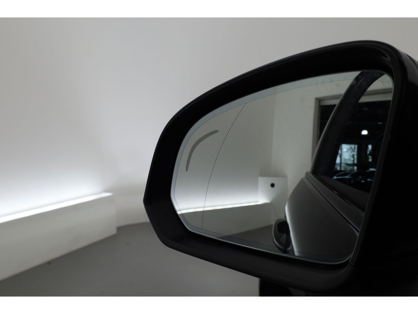 Volvo XC40 Recharge Pro | Trekhaak | Pano | ACC | Blis | 360 Camera | H&K Audio |