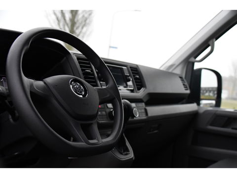 Volkswagen Crafter 30 2.0 TDI L3H3 PB Edition Camera, Carplay, Stoelverwarming, Sensoren, 140pk, Automaat, multimedia, Uniek!