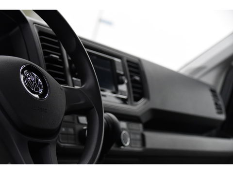 Volkswagen Crafter 30 2.0 TDI L3H3 PB Edition Camera, Carplay, Stoelverwarming, Sensoren, 140pk, Automaat, multimedia, Uniek!