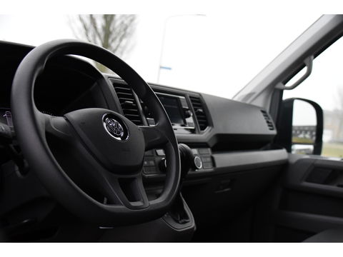 Volkswagen Crafter 30 2.0 TDI L3H3 PB Edition Camera, Carplay, Stoelverwarming, Sensoren, 140pk, Automaat, multimedia, Uniek!
