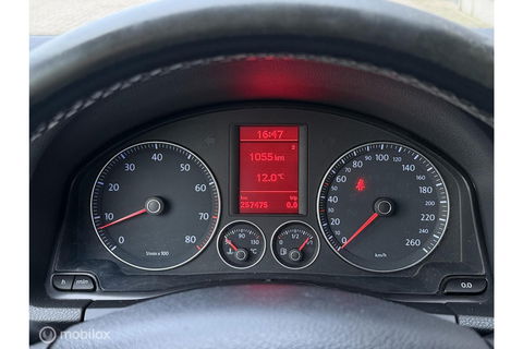 Volkswagen Golf 1.4 TSI Comfortline | nieuwe allseasons | trekhaak | airco | NAP NL auto | keurige auto |