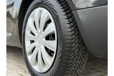 Volkswagen Golf 1.4 TSI Comfortline | nieuwe allseasons | trekhaak | airco | NAP NL auto | keurige auto |