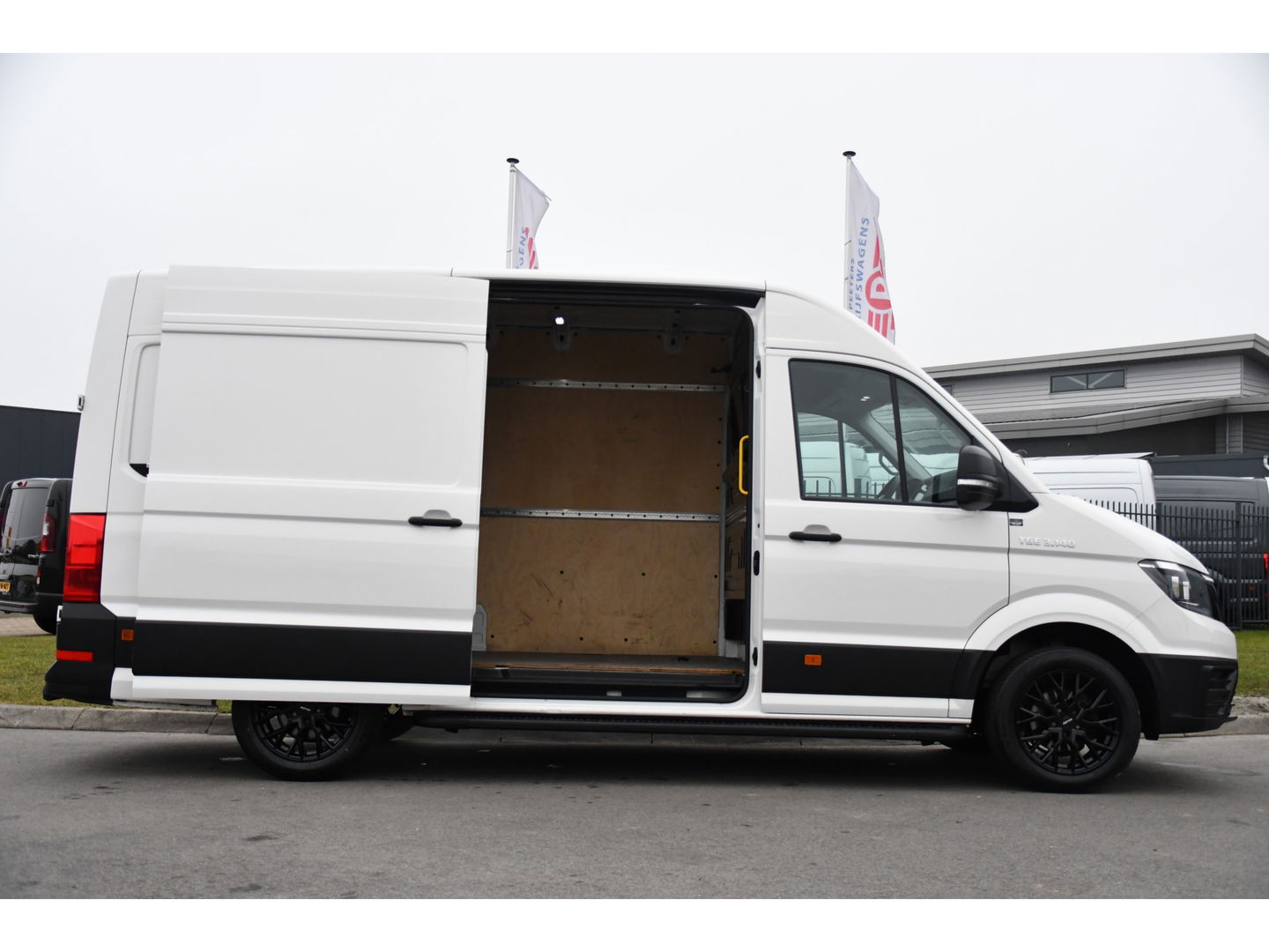 MAN TGE 3.140 35 2.0 L3H3 PB Edition Camera, Cruise, Carplay, 140pk, Automaat, Stoelverwarming, NAVI, Multimedia, Uniek!