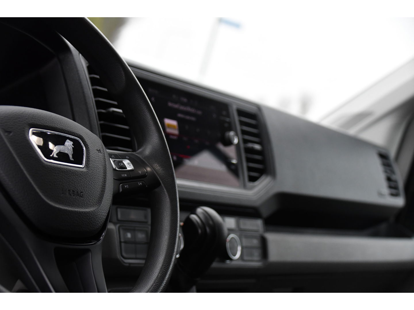 MAN TGE 3.140 35 2.0 L3H3 PB Edition Camera, Cruise, Carplay, 140pk, Automaat, Stoelverwarming, NAVI, Multimedia, Uniek!