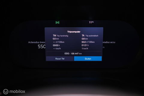 Volvo XC60 2.0 T6 Plug-in hybrid AWD Recharge 340 pk | Trekhaak | Facelift interface | Panoramadak | incl dakkoffer | NL NAP auto |