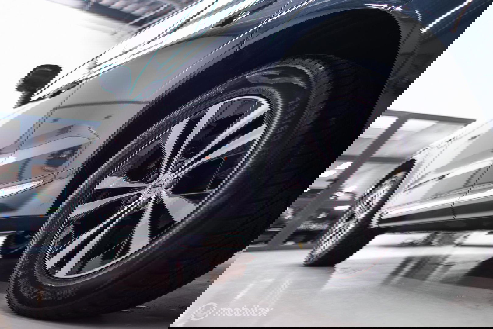 Volvo XC60 2.0 T6 Plug-in hybrid AWD Recharge 340 pk | Trekhaak | Facelift interface | Panoramadak | incl dakkoffer | NL NAP auto |