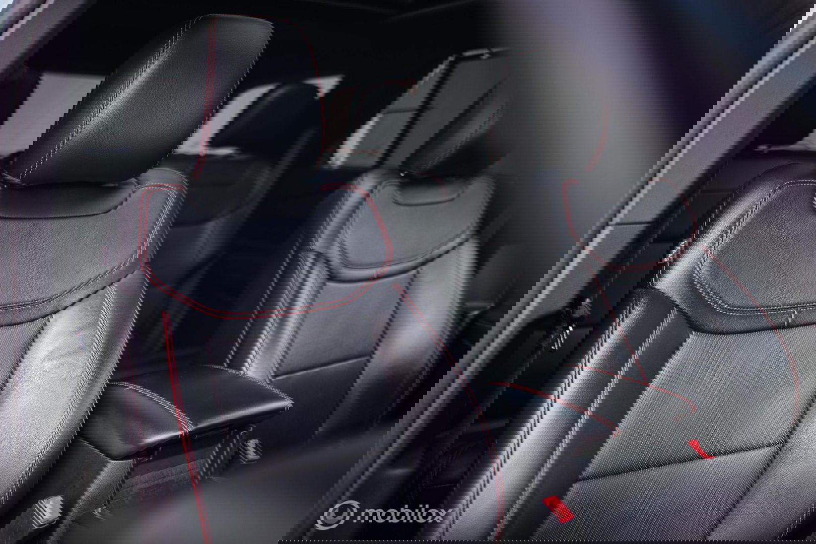 Ford Explorer 3.0 V6 EcoBoost PHEV ST-Line 457 pk | 7 persoons | B&O | Trekhaak | Panoramadak | Stoelkoeling | Rijklaarprijs |