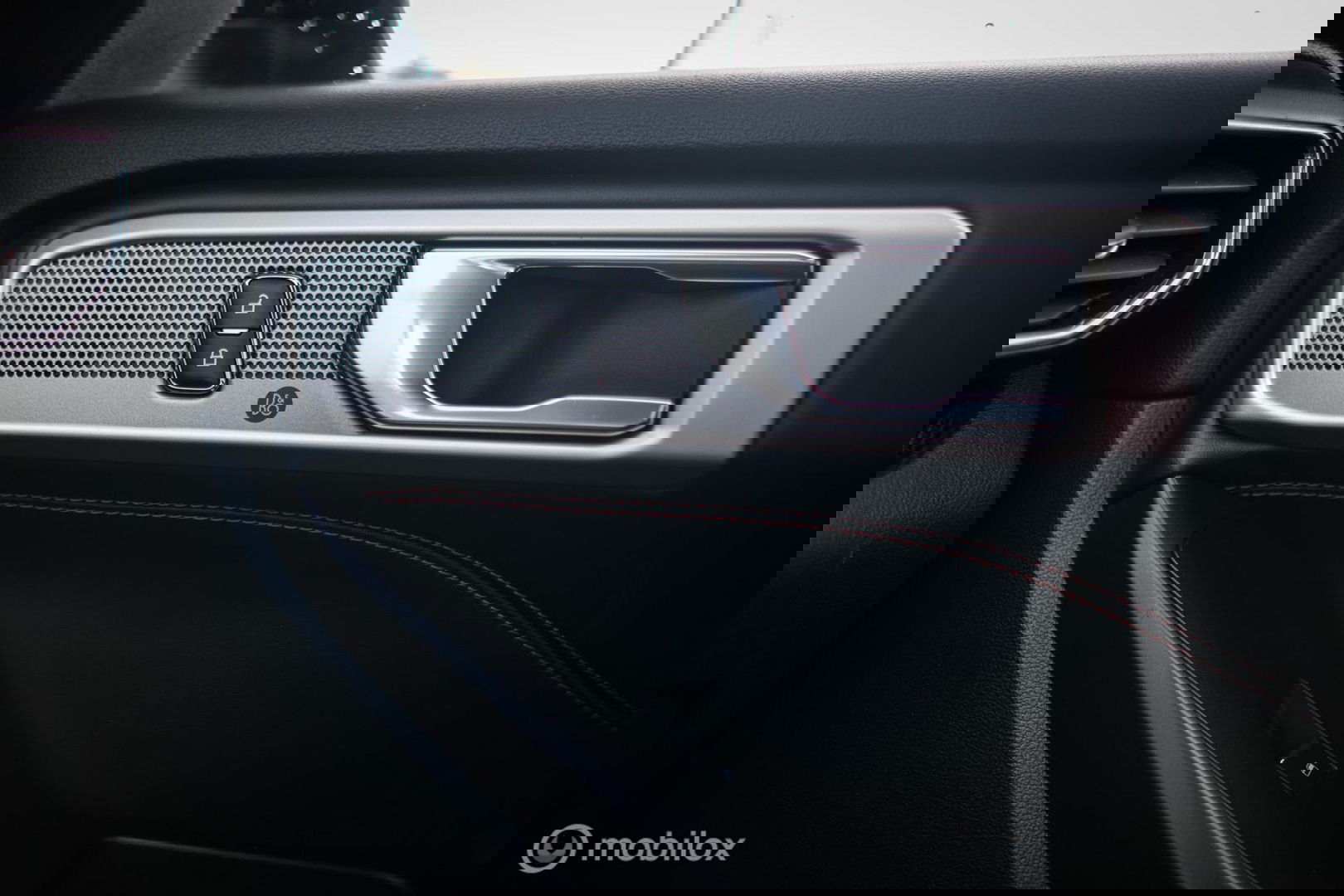 Ford Explorer 3.0 V6 EcoBoost PHEV ST-Line 457 pk | 7 persoons | B&O | Trekhaak | Panoramadak | Stoelkoeling | Rijklaarprijs |