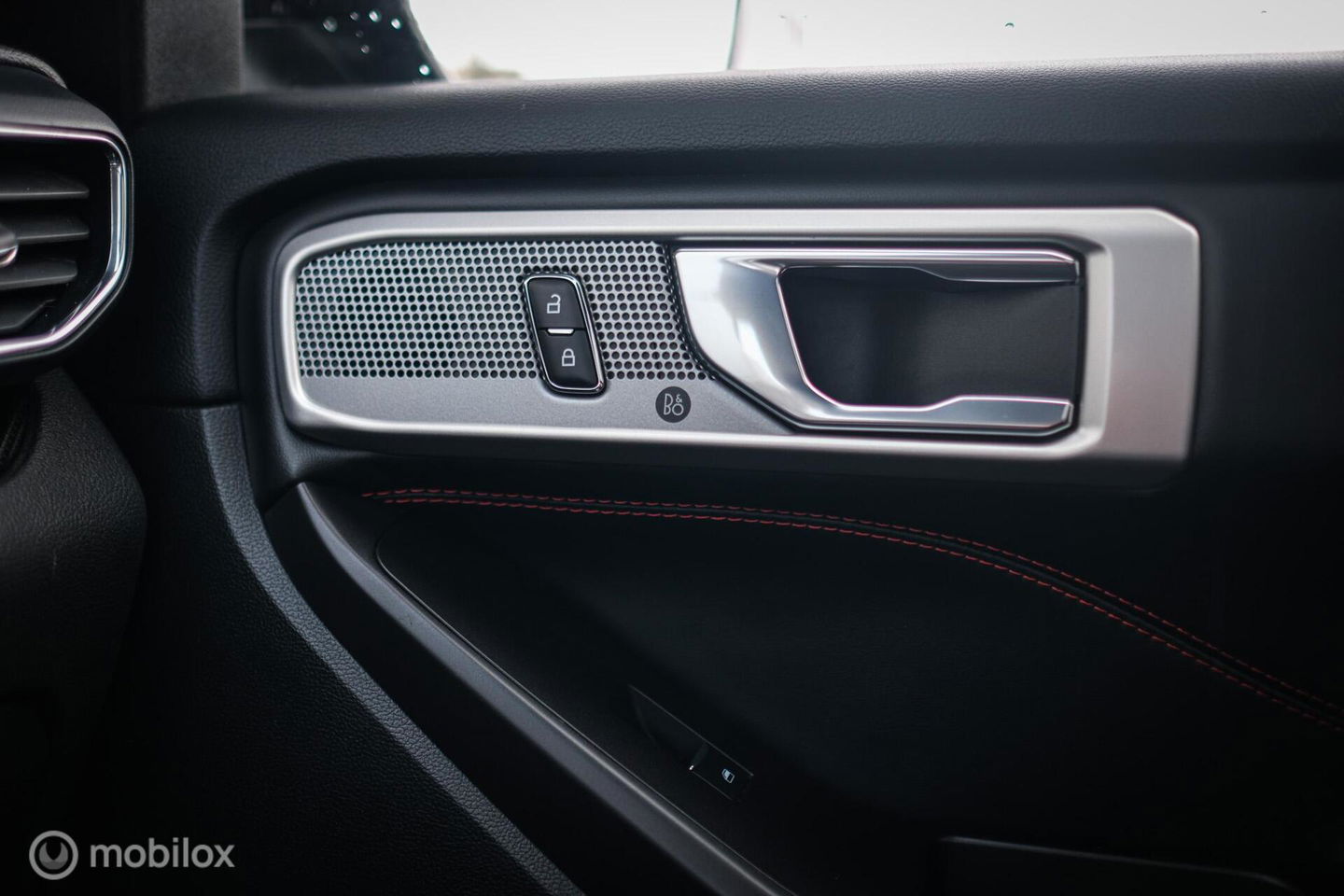 Ford Explorer 3.0 V6 EcoBoost PHEV ST-Line 457 pk | 7 persoons | B&O | Trekhaak | Panoramadak | Stoelkoeling | Rijklaarprijs |