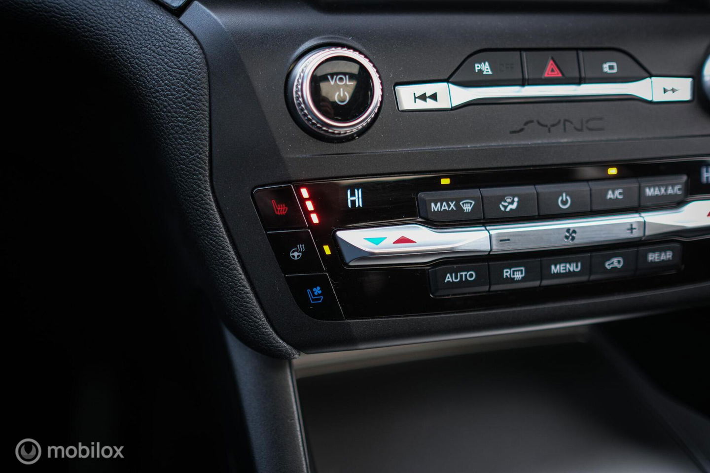 Ford Explorer 3.0 V6 EcoBoost PHEV ST-Line 457 pk | 7 persoons | B&O | Trekhaak | Panoramadak | Stoelkoeling | Rijklaarprijs |