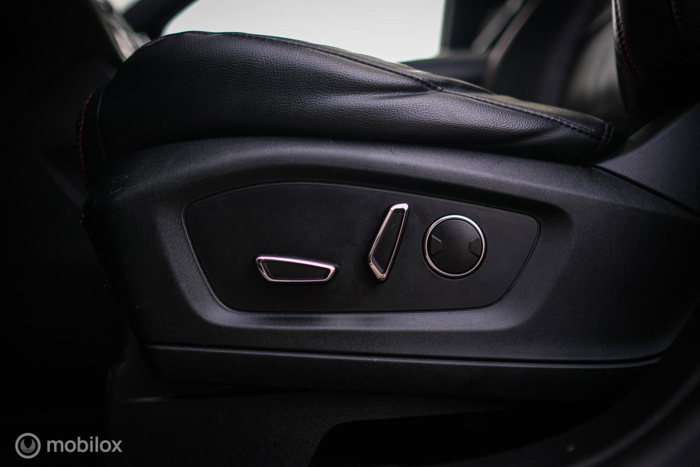 Ford Explorer 3.0 V6 EcoBoost PHEV ST-Line 457 pk | 7 persoons | B&O | Trekhaak | Panoramadak | Stoelkoeling | Rijklaarprijs |