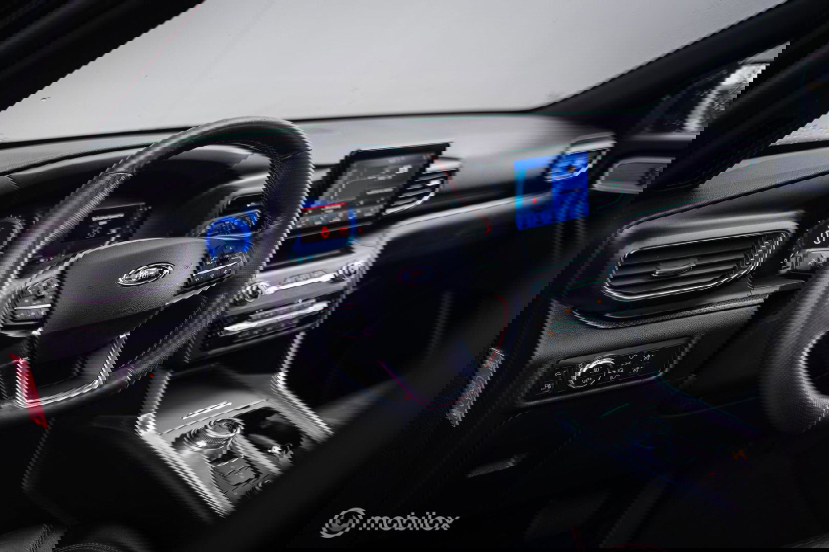 Ford Explorer 3.0 V6 EcoBoost PHEV ST-Line 457 pk | 7 persoons | B&O | Trekhaak | Panoramadak | Stoelkoeling | Rijklaarprijs |