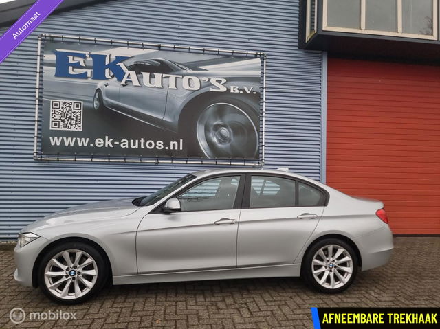 BMW 3 Serie - 320i Upgrade Edition 184pk Automaat. NL-Auto.