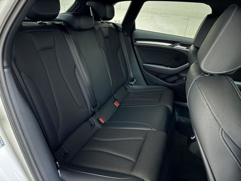 Audi A3 Sportback 35 TFSI S-Line Black Edition Virtual CarPlay NAP