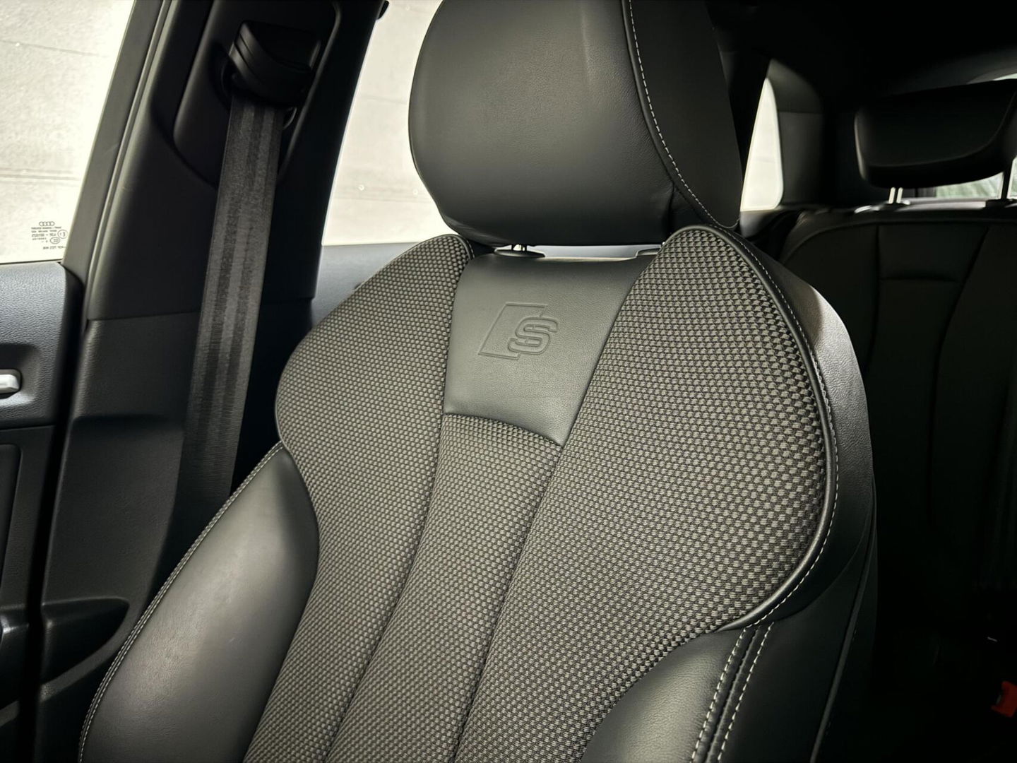 Audi A3 Sportback 35 TFSI S-Line Black Edition Virtual CarPlay NAP