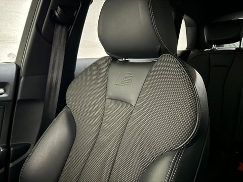 Audi A3 Sportback 35 TFSI S-Line Black Edition Virtual CarPlay NAP