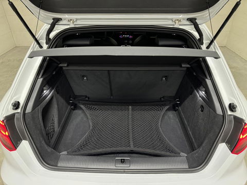 Audi A3 Sportback 35 TFSI S-Line Black Edition Virtual CarPlay NAP