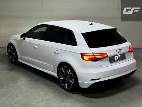 Audi A3 Sportback 35 TFSI S-Line Black Edition Virtual CarPlay NAP