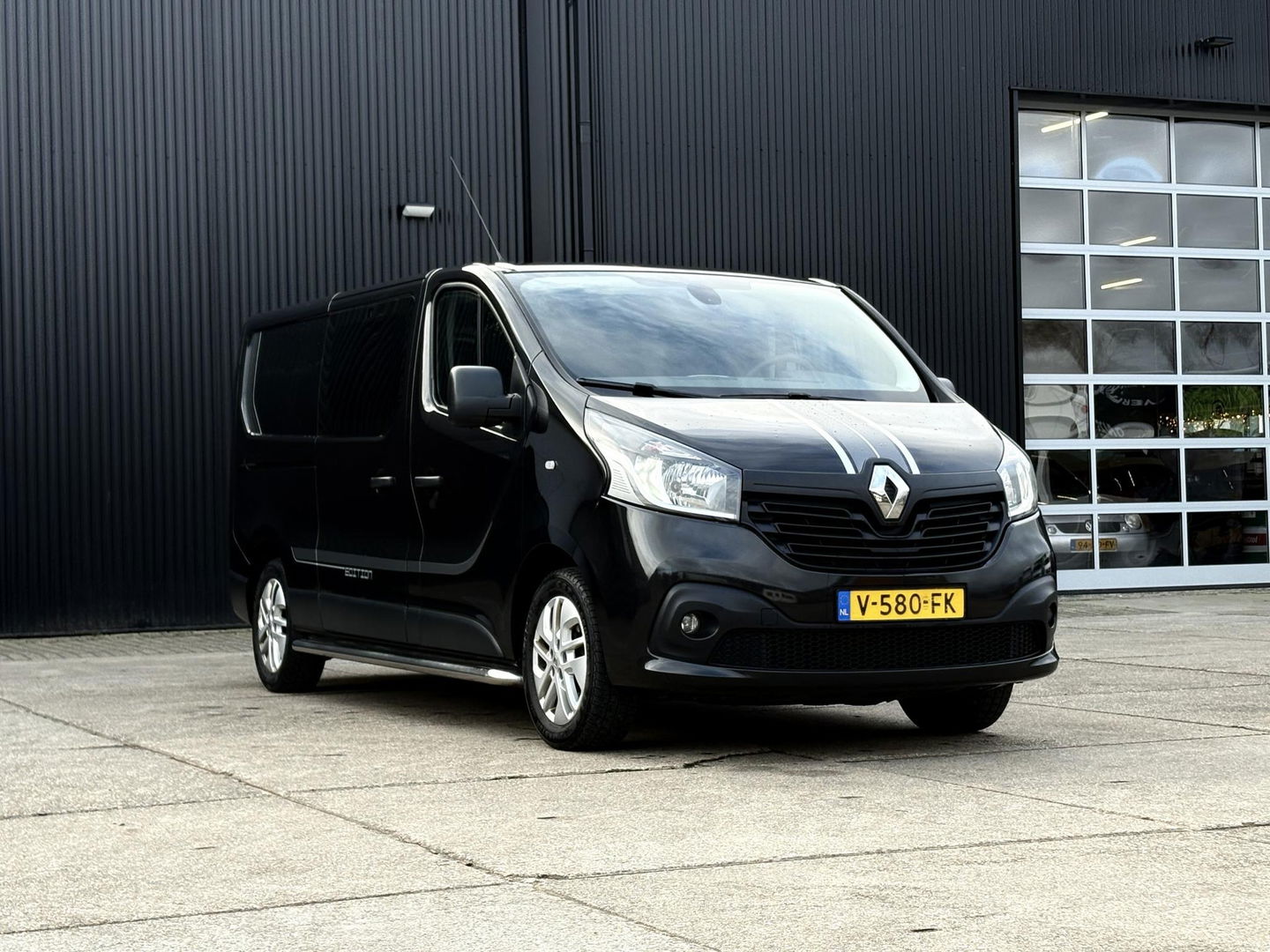 Renault Trafic 1.6 dCi 120pk Edition T29 L2H1 DC | Marge | 6-persoons | Dubbel cabine | Navigatie |