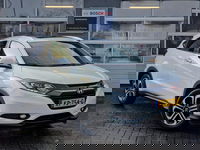Honda HR-V - 1.5 i-VTEC Executive|Automaat|Trekhaak|Cruise|LED|73.992KM|Pano|Clima|